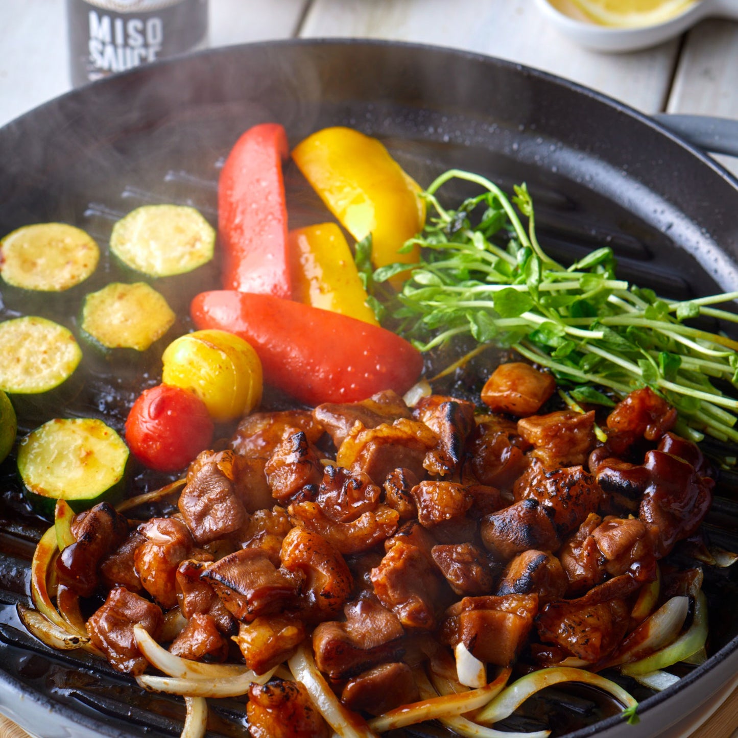 【初回限定送料無料！3セットまで同時購入可】おかずホルモン＋追加味噌ダレセット(おかずホルモン5パック＋追加味噌ダレ1本)