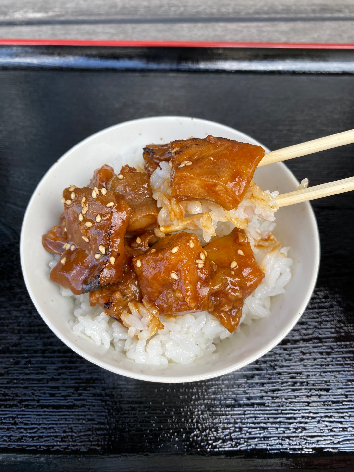 鉄板焼天神ホルモンのミソダレ味“煮込み牛とろホルモン”３パックセット